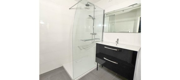 3 bedrooms Apartment in Aveyron, France No. 350178 4