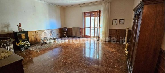 5 bedrooms Apartment in Enna, Italy No. 2150 4