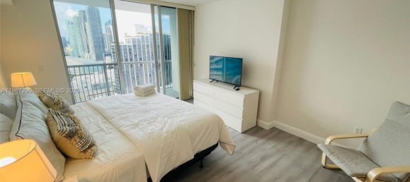 1 dormitorio propiedad comercial en venta en Miami, Miami-Dade, Florida, USA № 615937 16