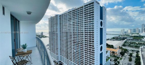 1 dormitorio propiedad comercial en venta en Miami, Miami-Dade, Florida, USA № 615937 2