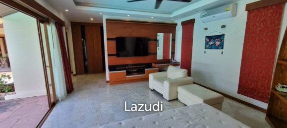 Café/restaurante de 3 dormitorios en Pattaya, Thailand No. 15594 6