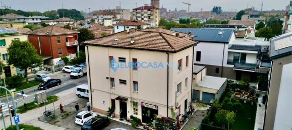 2 غرف نوم عقار تجاري في Carpi, Italy رقم 59545 32