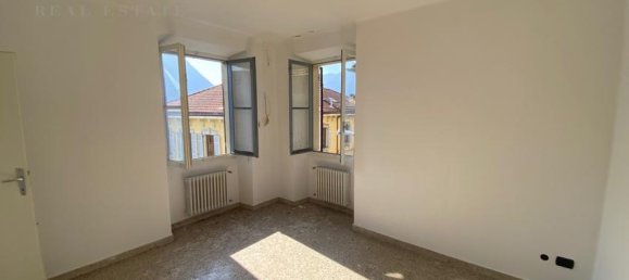 Apartamento de 5 dormitorios en Sala Comacina, Italy No. 111473 9