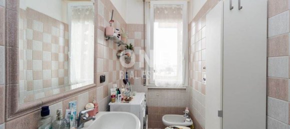 2-salle Appartement à Monza, Italy No. 334573 11