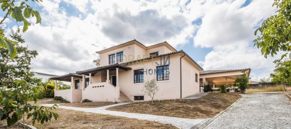 5 bedrooms House in Leiria, Portugal No. 105525 8