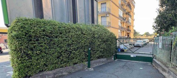 1 room Garage in Misterbianco, Italy No. 282790 3