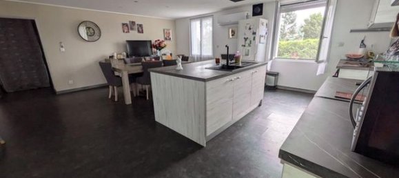 2 bedrooms House in Bonson, France No. 286589 6