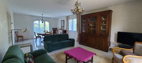 6 chambres Maison à La Rivière-de-Corps, France No. 251402 2