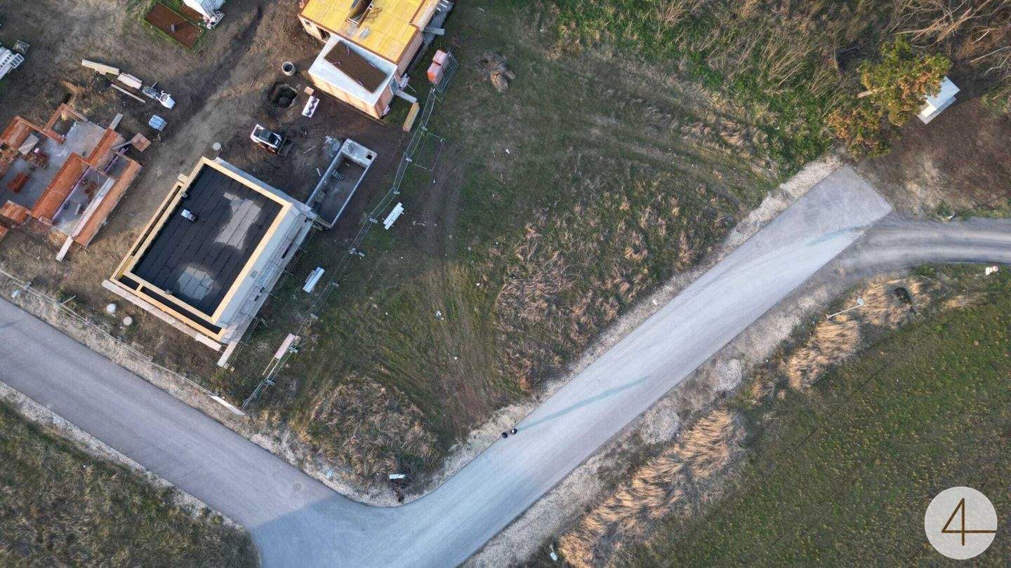 Terreno em Strasshof an der Nordbahn, Austria N.º 165690