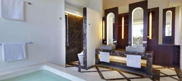 4 Schlafzimmer Villa in South Kuta, Indonesia, Nr. 2858 23