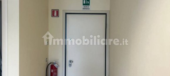 Escritório de 5 divisões em Brescia, Italy N.º 5045 18