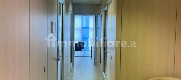 Escritório de 5 divisões em Brescia, Italy N.º 5045 7
