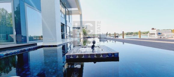 Villa T4 em Nurai Island, UAE N.º 6116 27