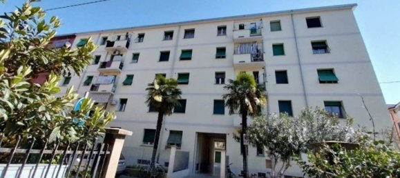 2-salle Appartement à Paderno Dugnano, Italy No. 222395 10