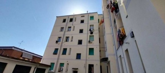 2-salle Appartement à Paderno Dugnano, Italy No. 222395 2