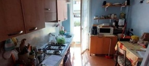 2-salle Appartement à Paderno Dugnano, Italy No. 222395 4