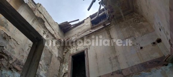 8 bedrooms House in Pisa, Italy No. 108246 7