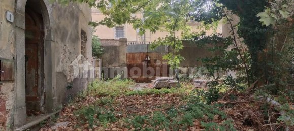 8 bedrooms House in Pisa, Italy No. 108246 9