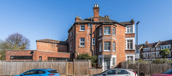 2 bedrooms Apartment in London, United Kingdom No. 13900 11