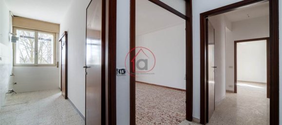 Apartamento T2 em Carpi, Italy N.º 102895 9