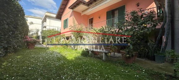 3 غرف نوم فيلا في Carrara, Italy رقم 274228 5