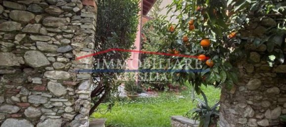 3 غرف نوم فيلا في Carrara, Italy رقم 274228 11