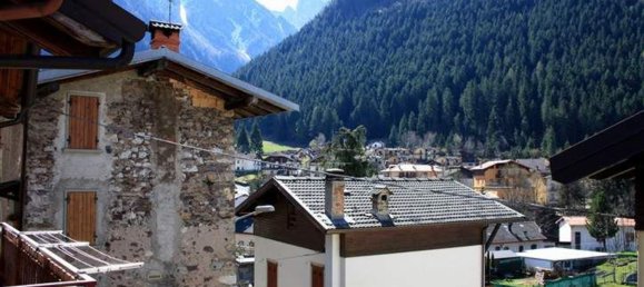 Дом с 6 комнатами в Скильпарио, Италия № 139735 4