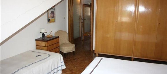 Дом с 6 комнатами в Скильпарио, Италия № 139735 5