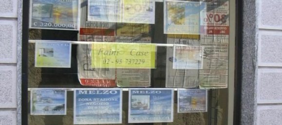 55m² Commercial property in Melzo, Italy No. 164902 2