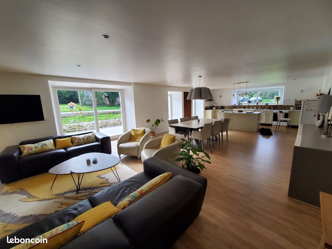 4 bedrooms House in Morbihan, France No. 331971