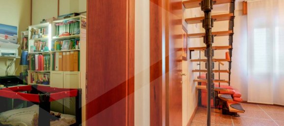 Apartamento de 6 divisões em Bologna, Italy N.º 27547 27