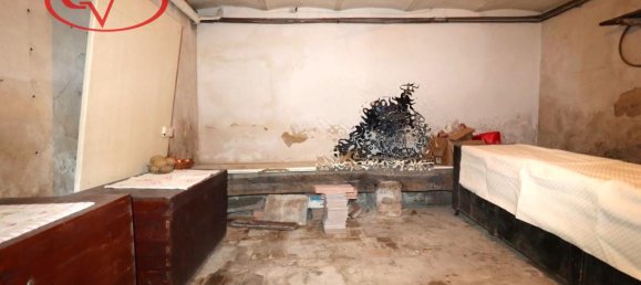 7 rooms House in Montevarchi, Italy No. 230602 5