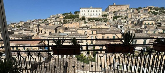 4 Schlafzimmer Wohnung in Modica, Italy, Nr. 113541 9