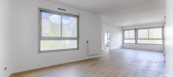 3 bedrooms Apartment in Paris, France No. 181576 2