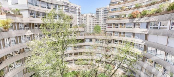 3 bedrooms Apartment in Paris, France No. 181576 12