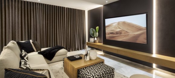 12 Schlafzimmer Villa in Marbella, Spain, Nr. 103432 14