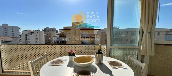 Квартира с 2 спальнями в Розы, Испания № 22830 3