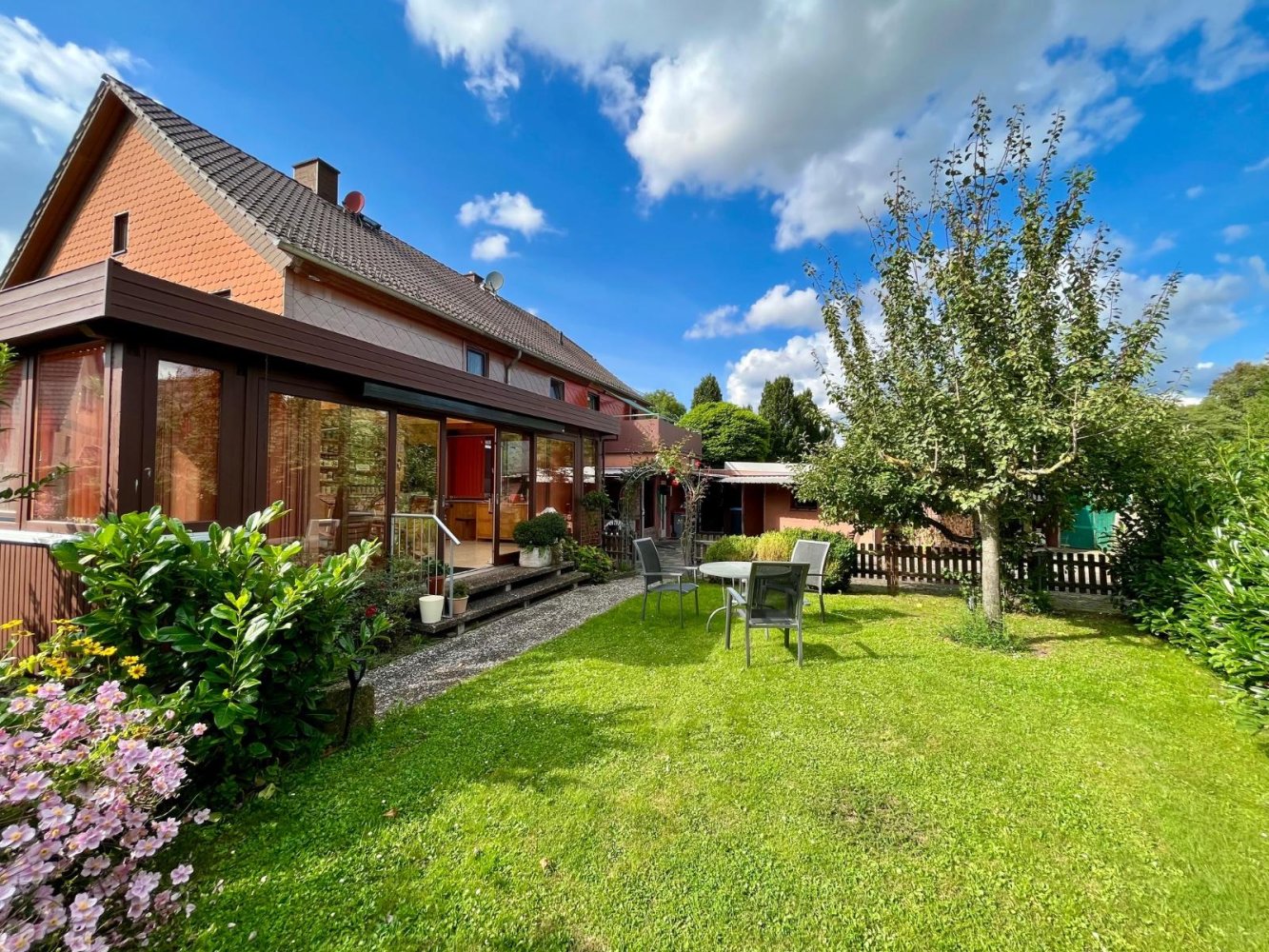 7 bedrooms Townhouse in Hameln-Pyrmont, Germany No. 235329