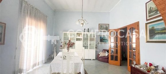 Коммерческая недвижимость в Galatina, Италия № 160125 28