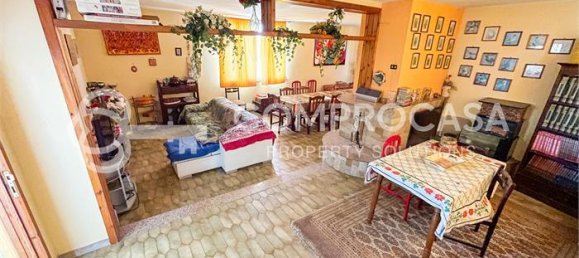 Коммерческая недвижимость в Galatina, Италия № 160125 27