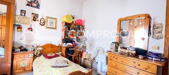 Коммерческая недвижимость в Galatina, Италия № 160125 22