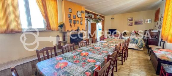 Коммерческая недвижимость в Galatina, Италия № 160125 21