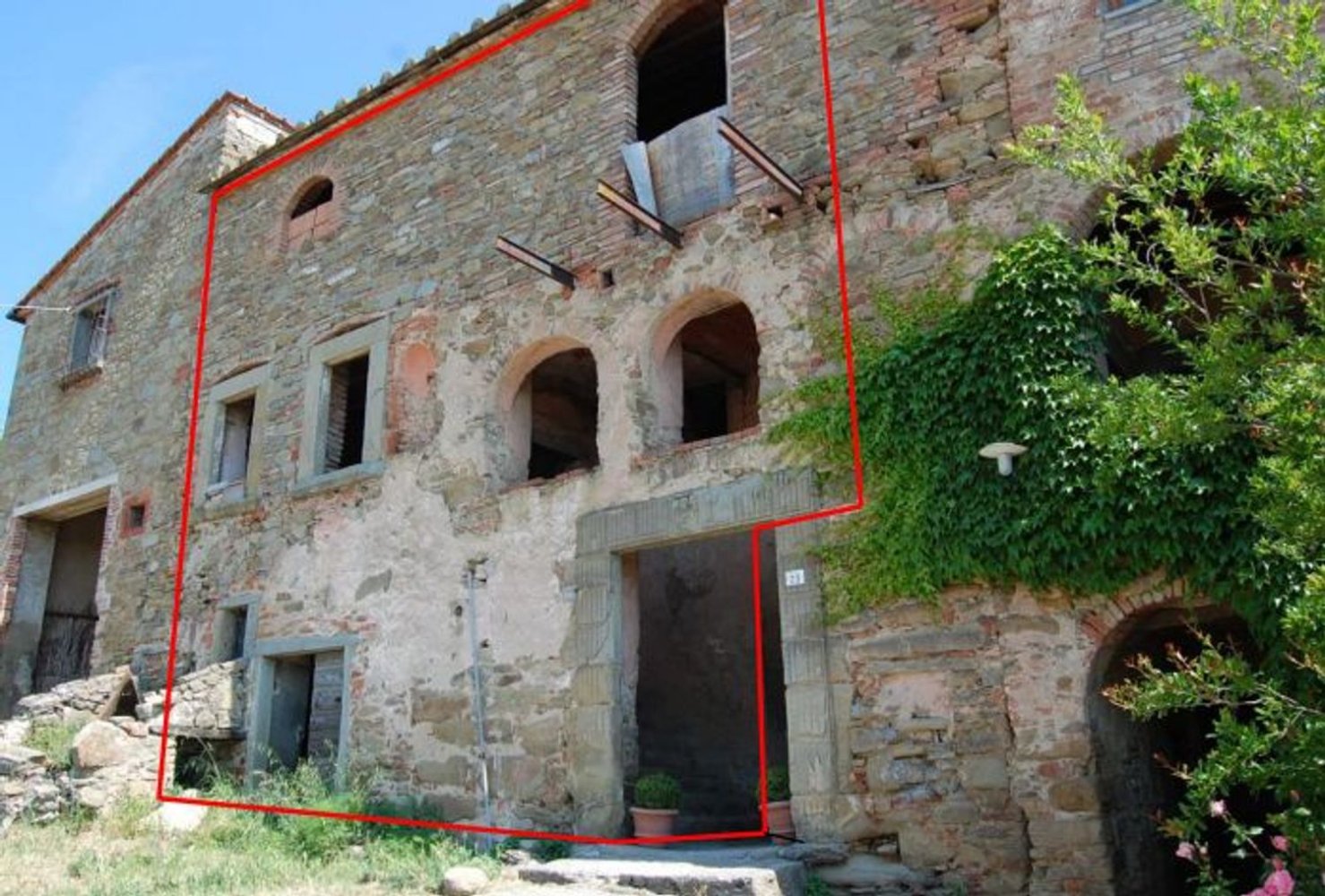 2 rooms House in Tuoro sul Trasimeno, Italy No. 44819