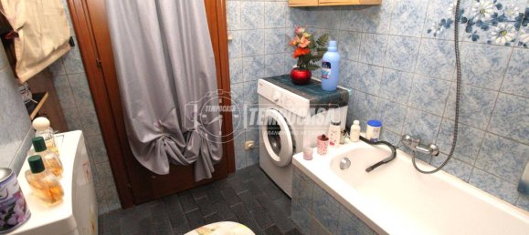 2 bedrooms Apartment in Nichelino, Italy No. 349887 16