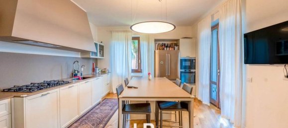 4 bedrooms Apartment in Verbania, Italy No. 334969 12