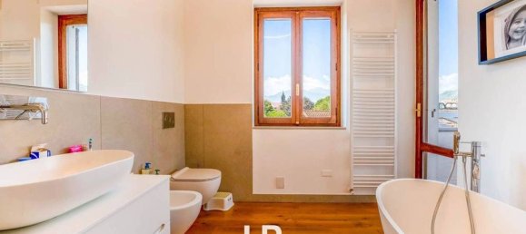 4 bedrooms Apartment in Verbania, Italy No. 334969 18