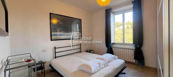 4 rooms Apartment in Florence, Italy No. 195568 8