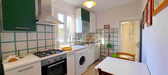 4 rooms Apartment in Florence, Italy No. 195568 6