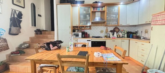 2 rooms Apartment in Naples, Italy No. 275902 3