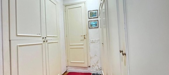 2 rooms Apartment in Naples, Italy No. 275902 8